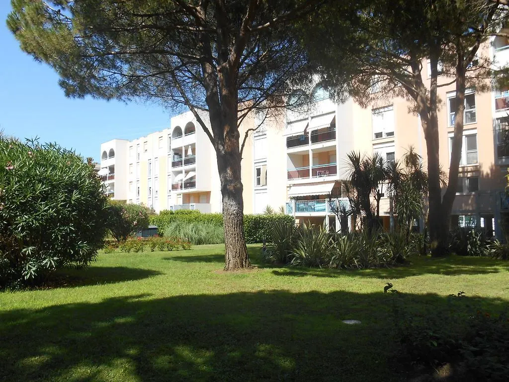 Appartement Les Pres Fleuris - Vacances Cote D'Azur Mandelieu-la-Napoule France